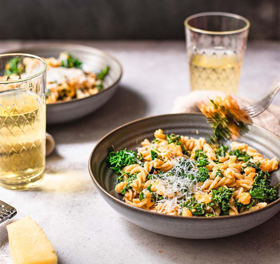 Cremige Pasta mit Kürbis und Grünkohl