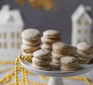 Anis-Plätzchen im winterlich, weihnachtlicher Szene